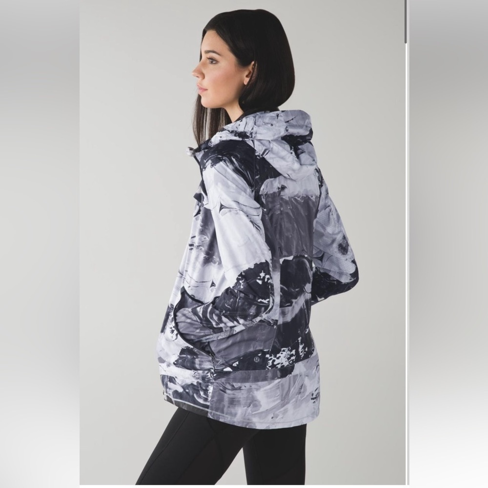 Lululemon Athletica Black and White Jacket